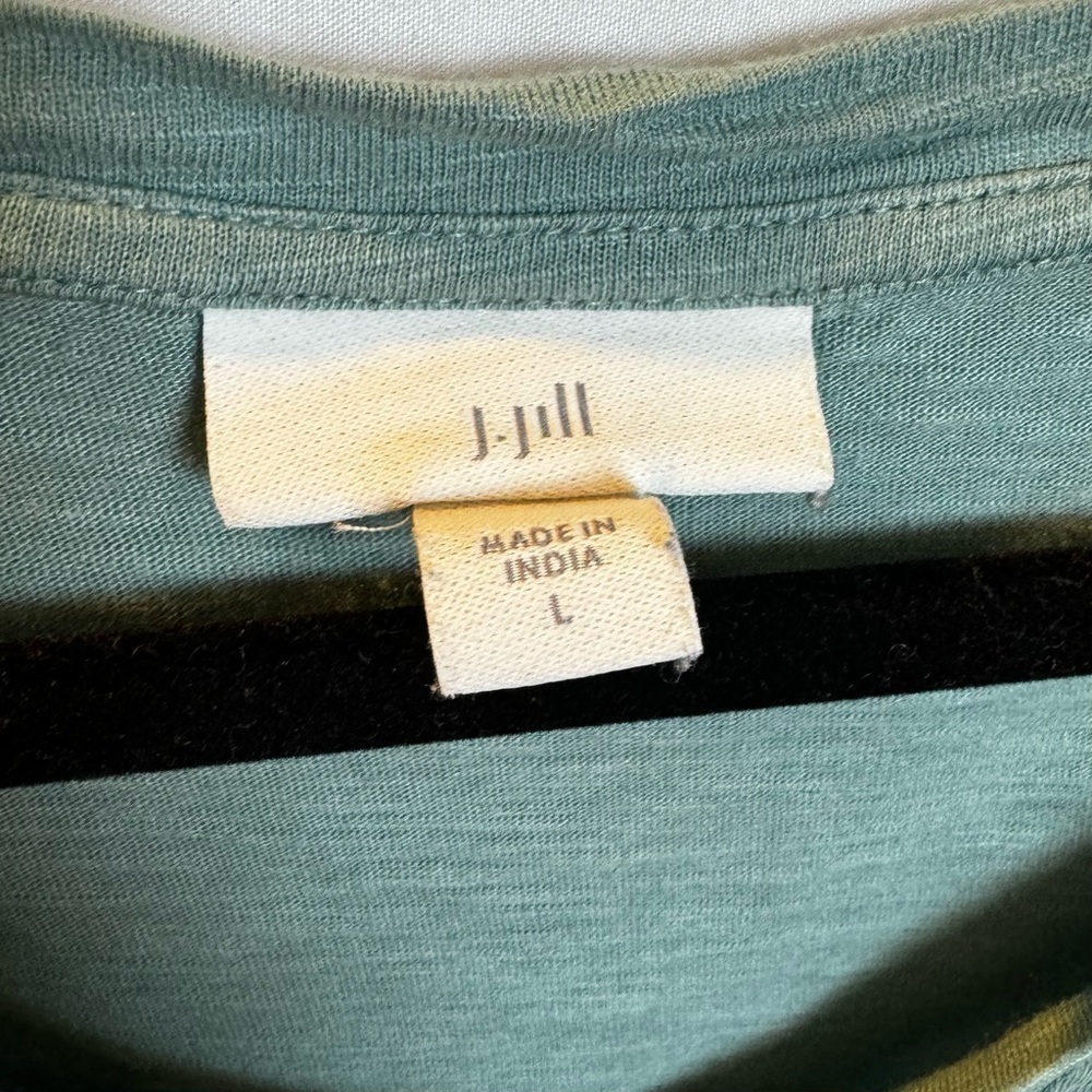J Jill V-Neck Back Button Tunic Size L - Picture 2 of 7